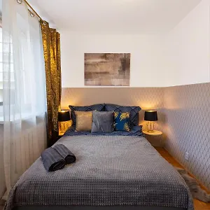 Clicktheflat Bellottiego Warszawa