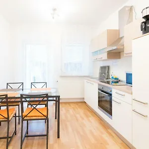 https://private-apartments-with-direct-subway-entrance.nuremberg-hotels.org