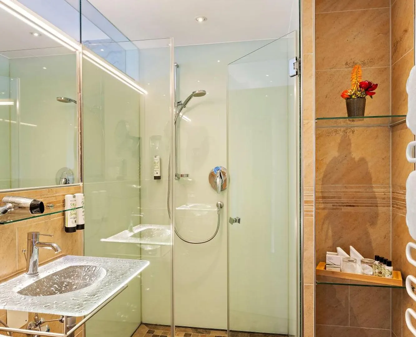 ***  Hotel Deutsche Eiche Munich Germany